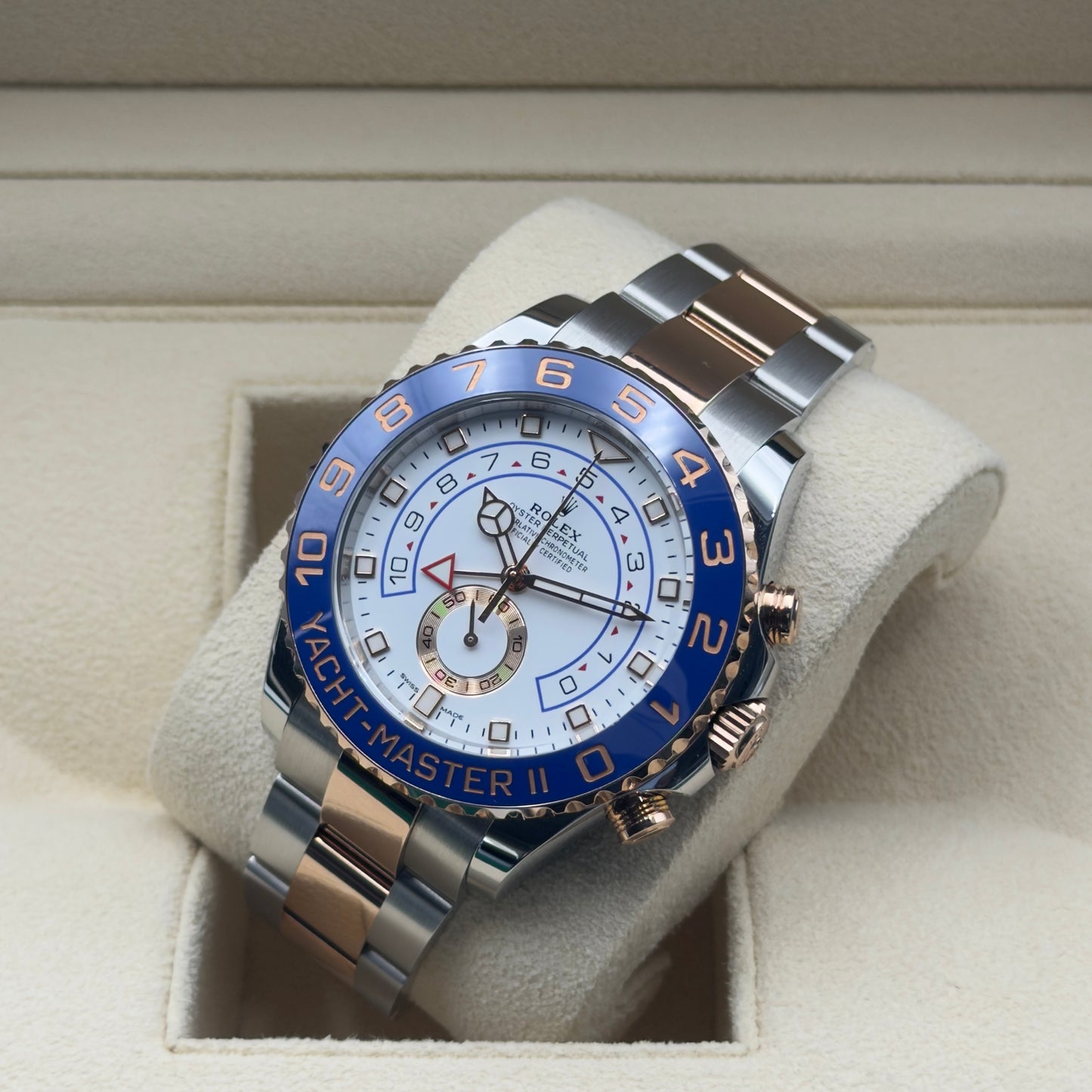 Rolex Yacht-Master II / 116681 / Weiß / Oyster / Full Set / 2024