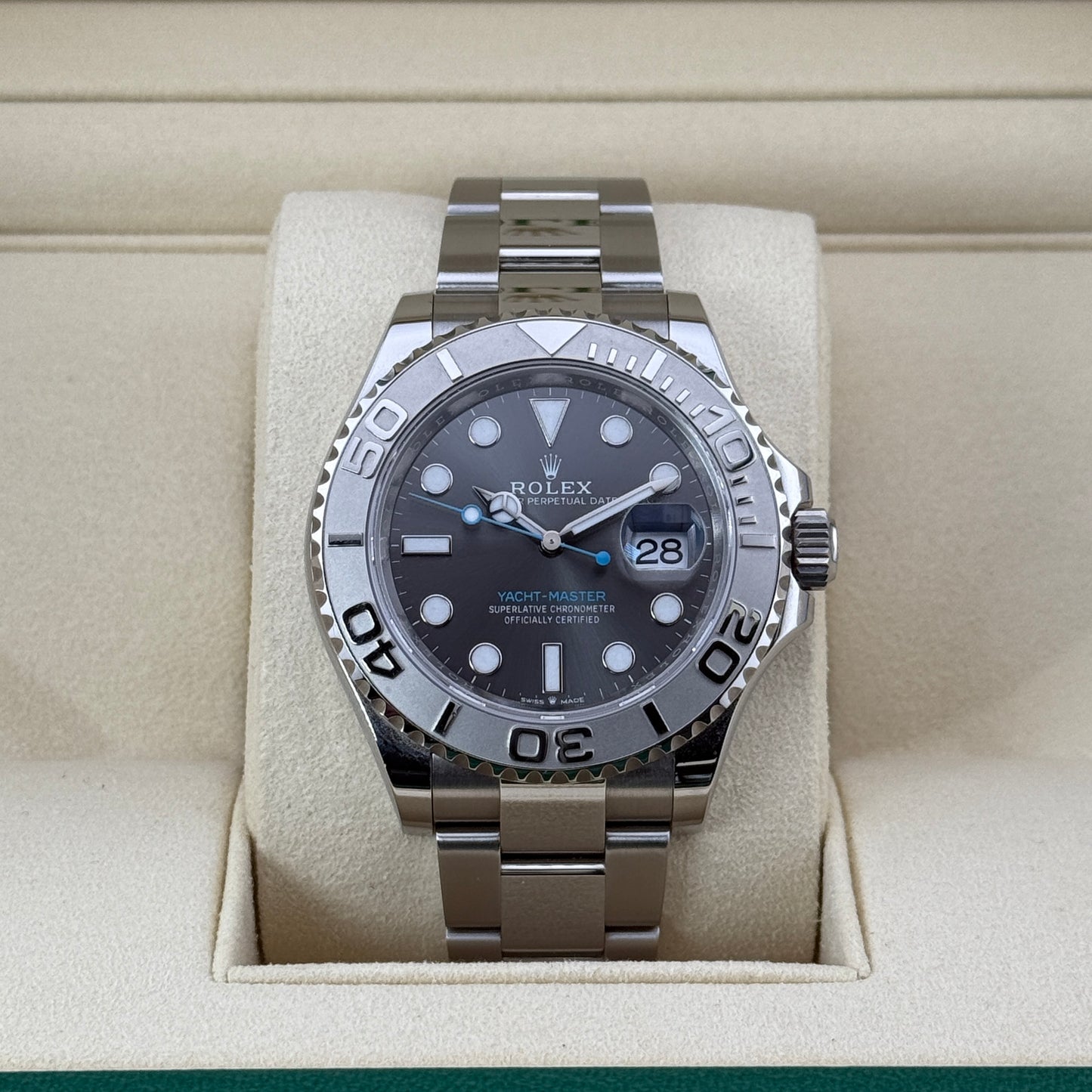 Rolex Yacht-Master 40 / 126622 / rhodium / Oyster / Full Set / 2025