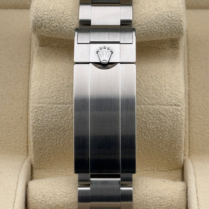 Rolex Submariner / 126610LN / schwarz / Oyster / Full Set / 2022