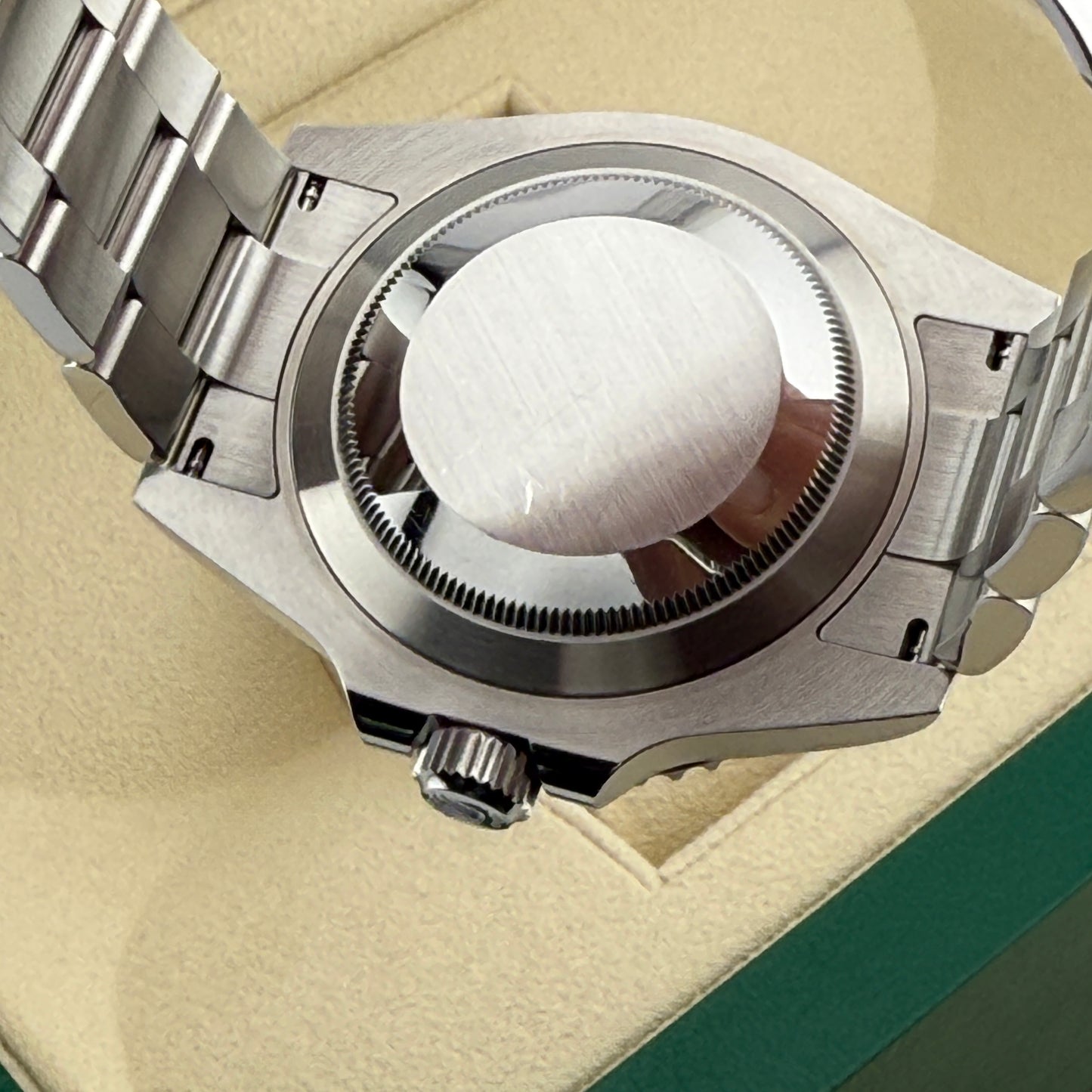 Rolex Submariner / 126610LN / schwarz / Oyster / Full Set / 2022