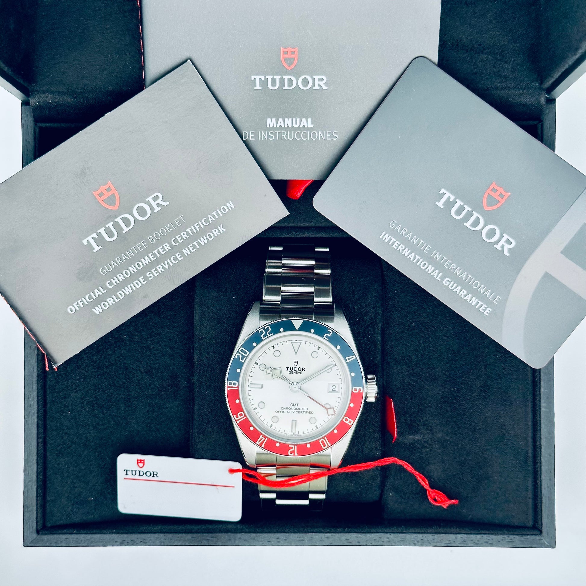 Tudor Black Bay GMT / M79830RB-0010 / weiß / Edelstahl / 2023 / Full Set